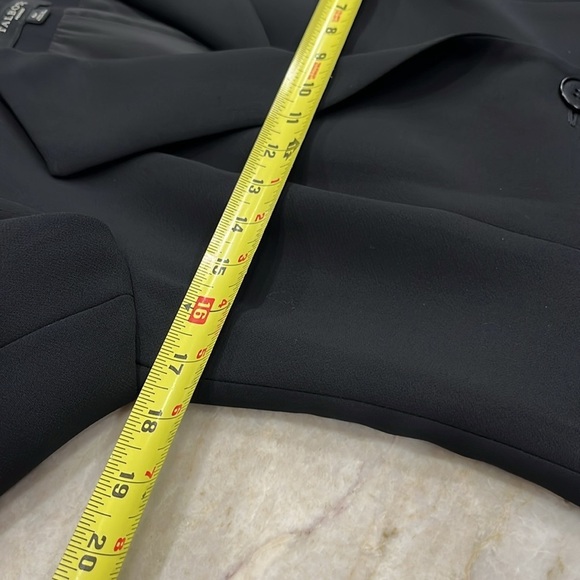 Talbots | Grace Fit One Button Split Cuff Blazer‎ | Black | Petite Size 6 (6P) - Picture 12 of 15